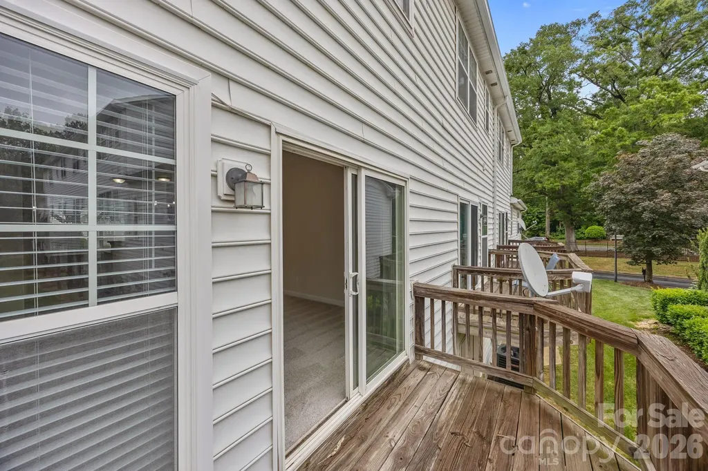 2750 Avalon Loop Road Charlotte NC 28269