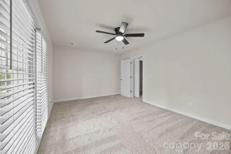 2750 Avalon Loop Road Charlotte NC 28269