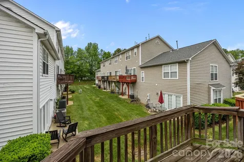 2750 Avalon Loop Road Charlotte NC 28269