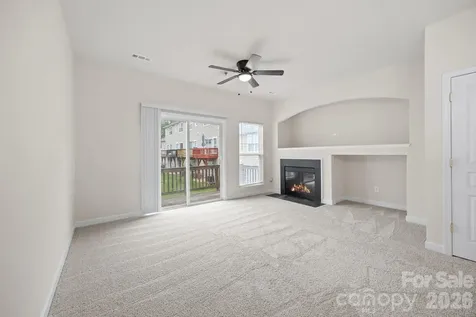 2750 Avalon Loop Road Charlotte NC 28269