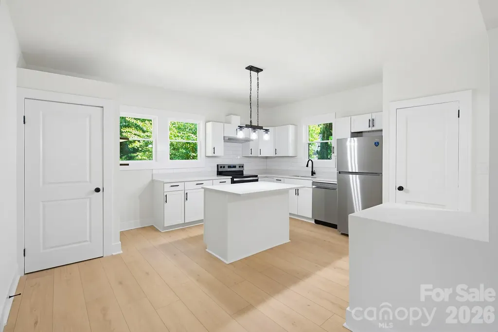 2622 Hemphill Street Charlotte NC 28208