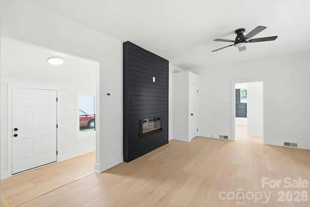 2622 Hemphill Street Charlotte NC 28208