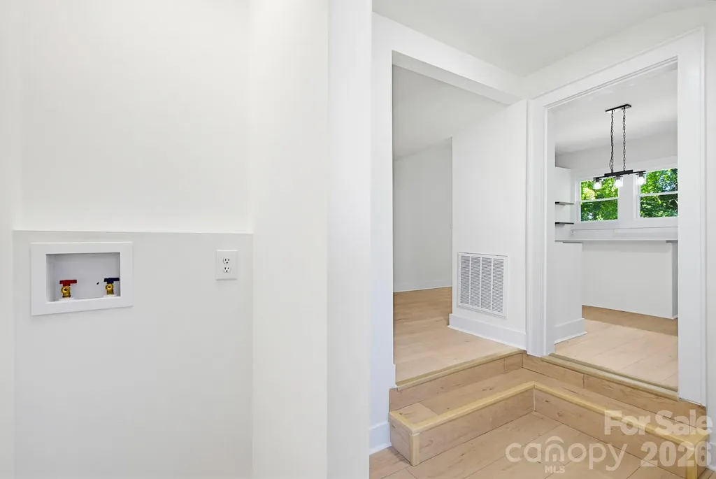 2622 Hemphill Street Charlotte NC 28208