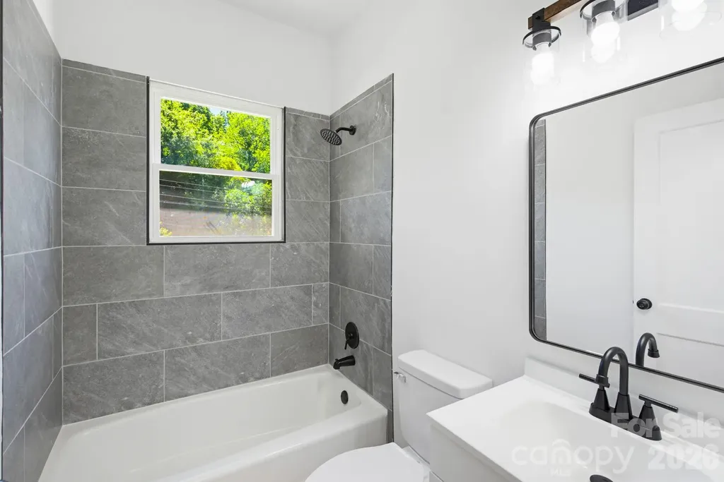 2622 Hemphill Street Charlotte NC 28208