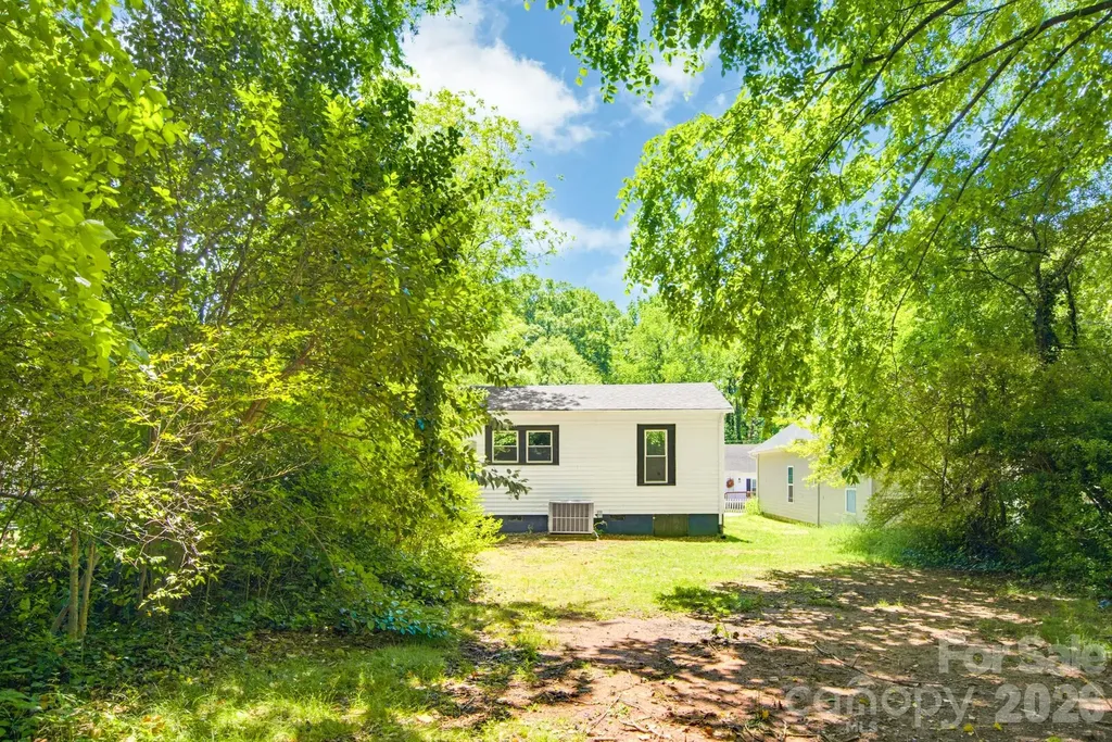 2622 Hemphill Street Charlotte NC 28208
