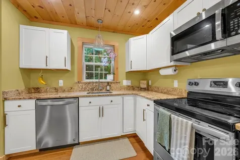 38 Macey Drive Nebo NC 28761
