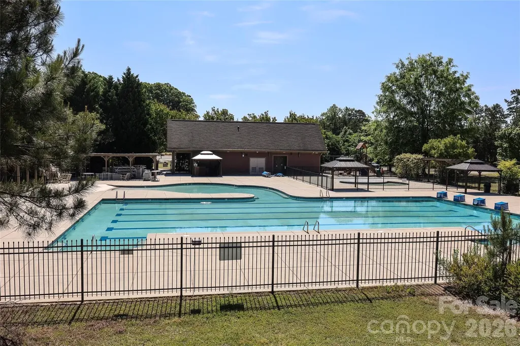 14027 Heron Crest Trace Charlotte NC 28278