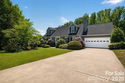 67 Beechwood Drive Hendersonville NC 28742