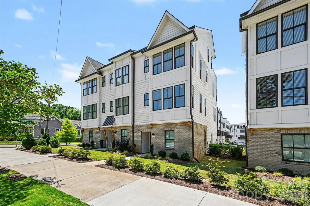 2305 Rozzelles Ferry Road Charlotte NC 28208