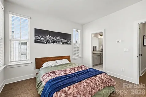 2305 Rozzelles Ferry Road Charlotte NC 28208