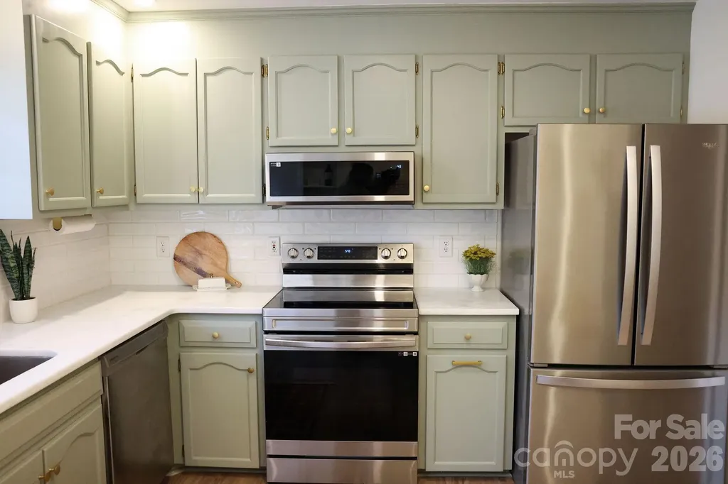 317 Devine Avenue Belmont NC 28012