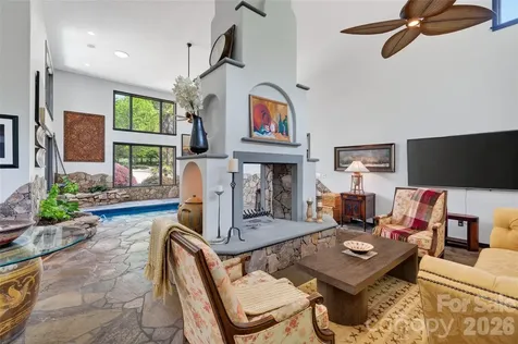 380 Montagu Drive Spartanburg SC 29301