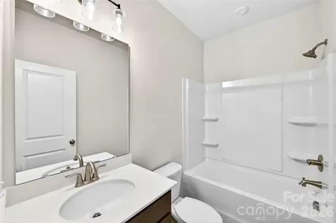 6025 Longar Lane Charlotte NC 28269