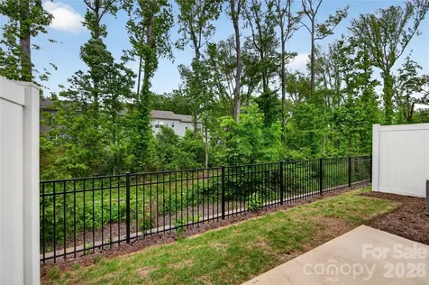 6025 Longar Lane Charlotte NC 28269