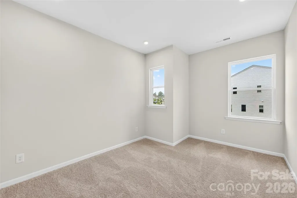 6021 Longar Lane Charlotte NC 28269