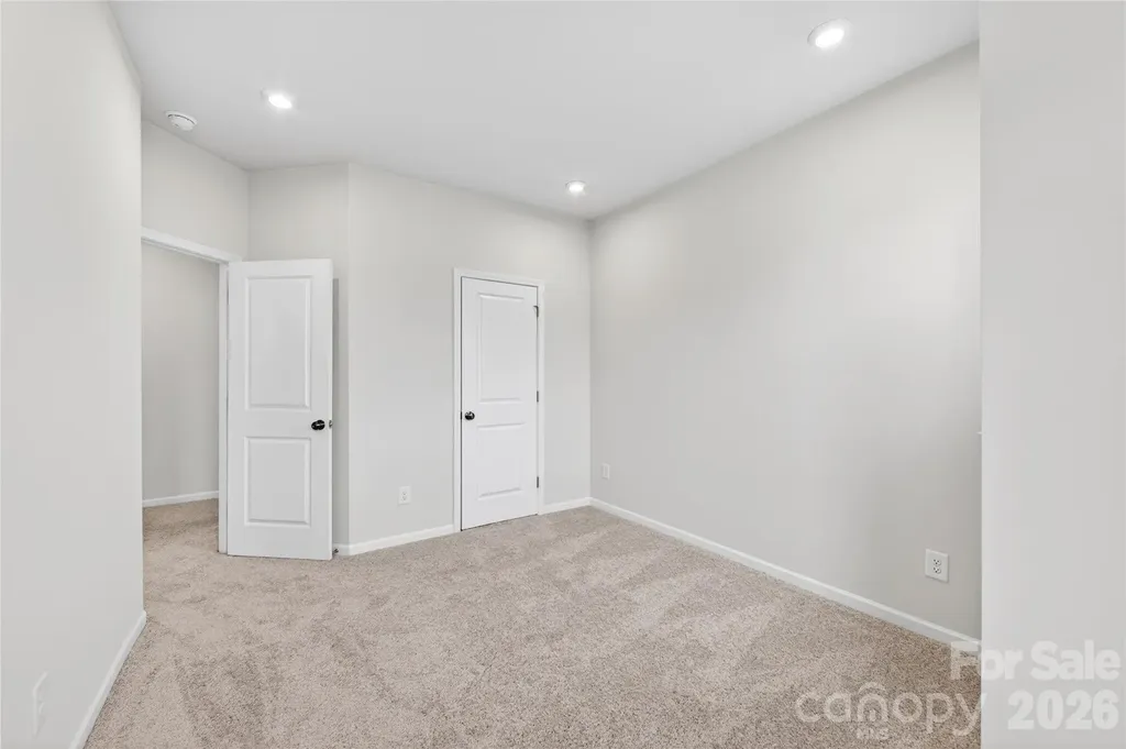 6021 Longar Lane Charlotte NC 28269