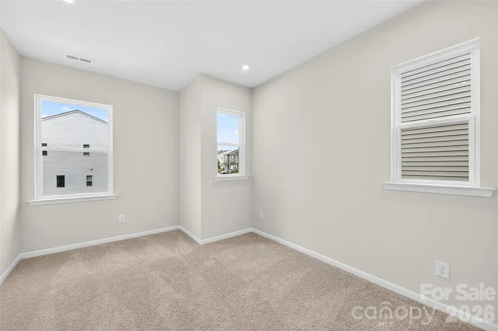 6021 Longar Lane Charlotte NC 28269
