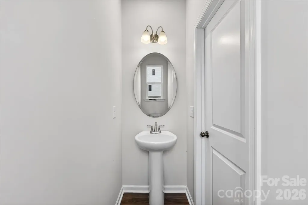 6021 Longar Lane Charlotte NC 28269
