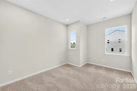 6021 Longar Lane Charlotte NC 28269