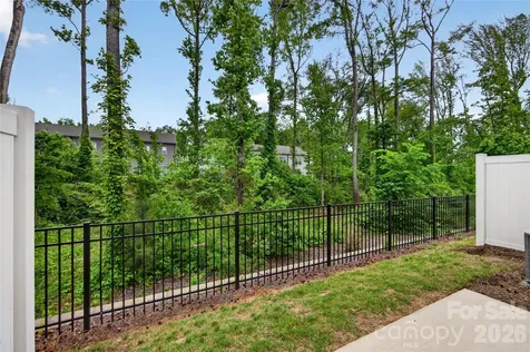6021 Longar Lane Charlotte NC 28269
