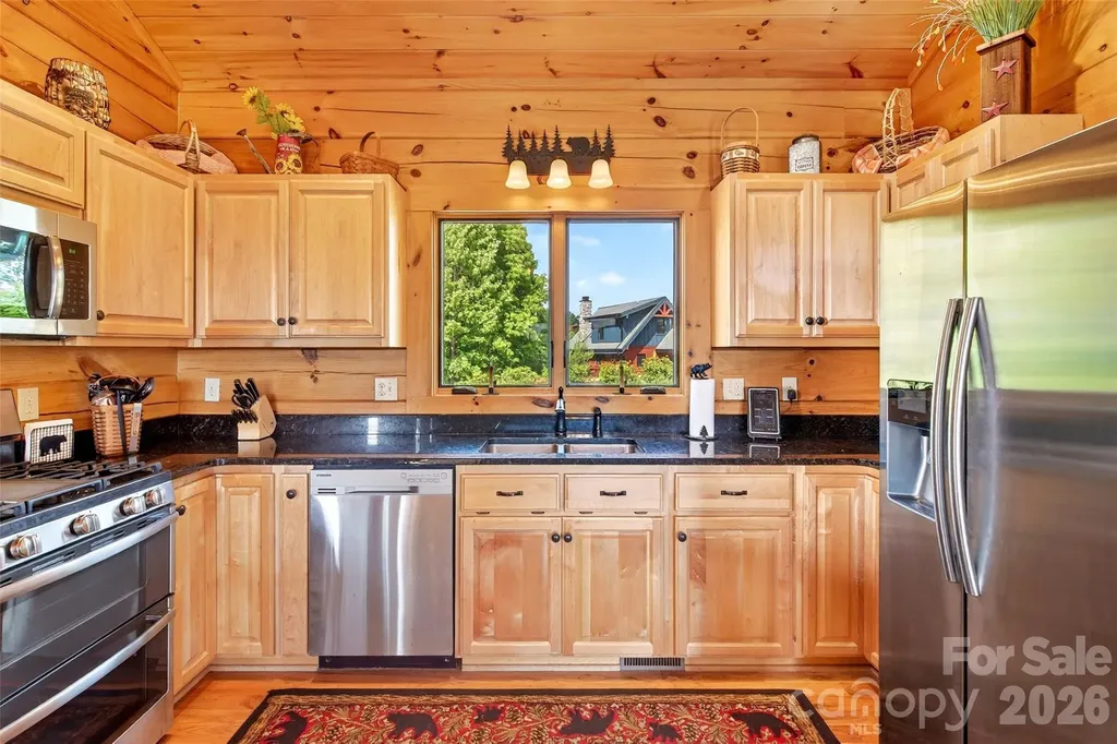 217 Summit Drive Nebo NC 28761