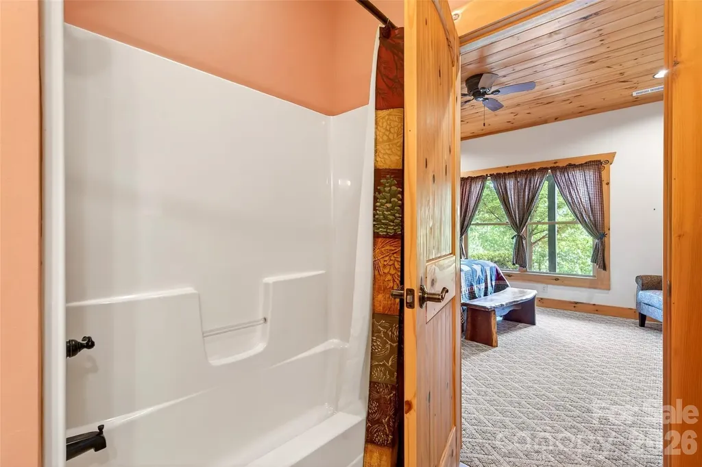 217 Summit Drive Nebo NC 28761