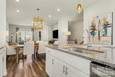 2614 Greenmarket Drive Charlotte NC 28217