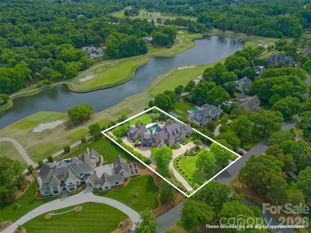 4536 Parview Drive N Charlotte NC 28226
