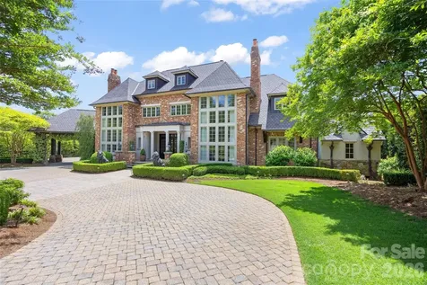 4536 Parview Drive N Charlotte NC 28226