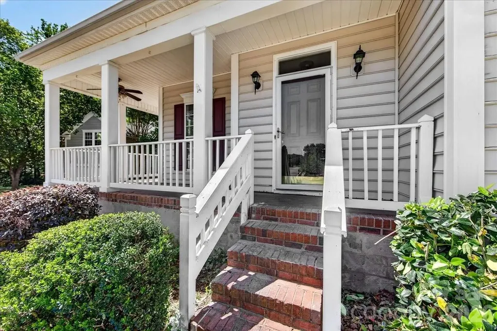 10303 Madison Park Drive Charlotte NC 28269