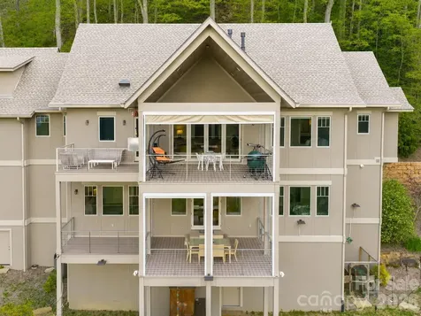 32 Timberwolf Court Asheville NC 28804