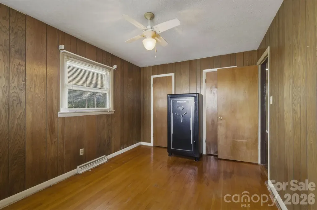 930 Enola Road Morganton NC 28655