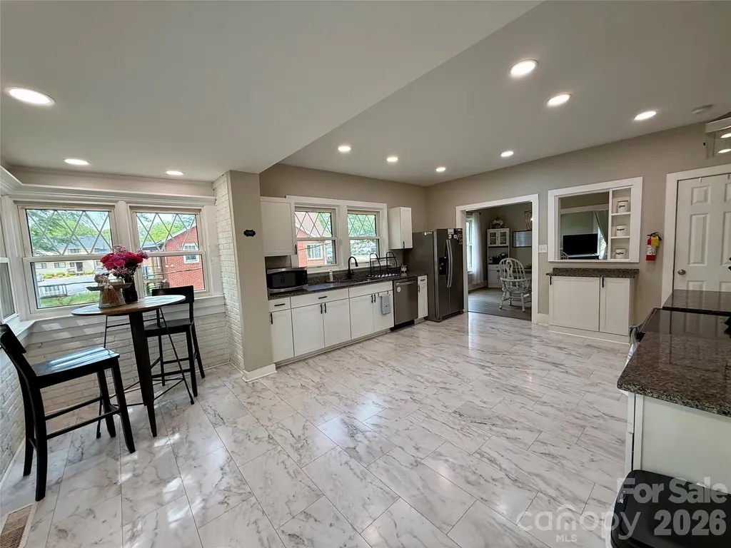2709 N Main Avenue Newton NC 28658