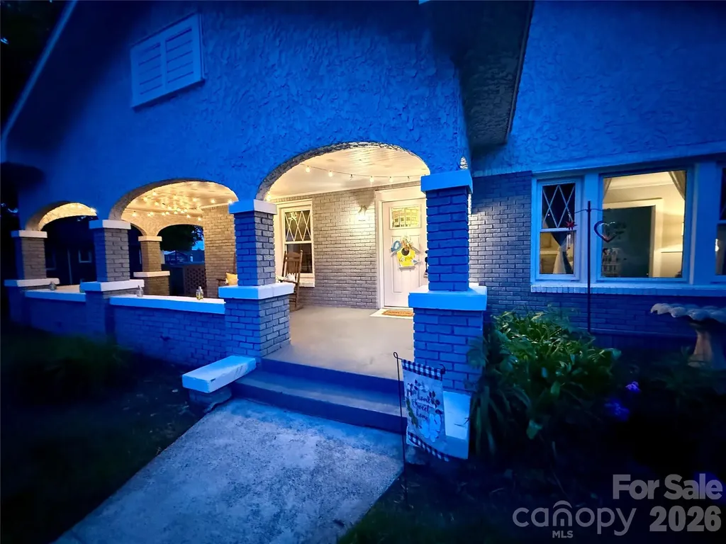 2709 N Main Avenue Newton NC 28658