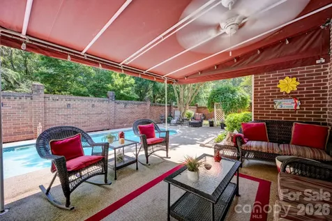 7014 Walton Heath Lane Charlotte NC 28277
