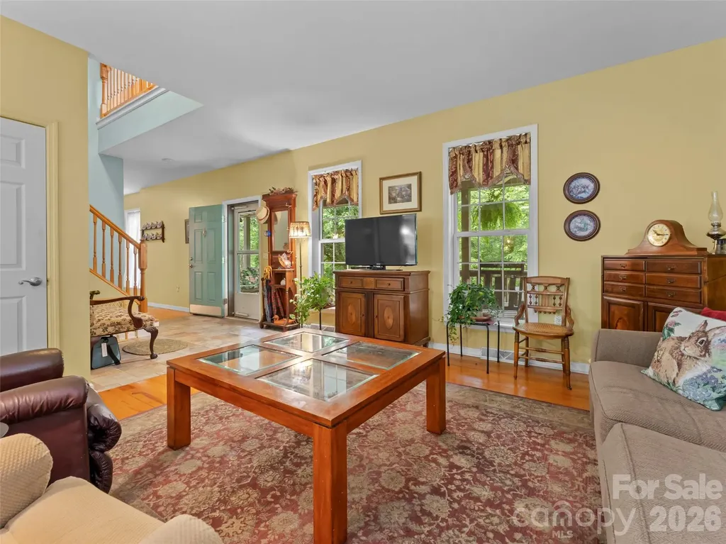 103 Old Southside Road Saluda NC 28773