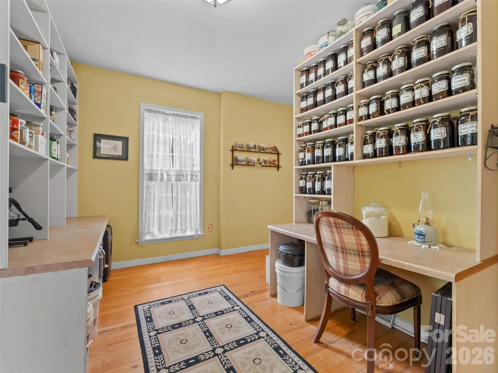 103 Old Southside Road Saluda NC 28773