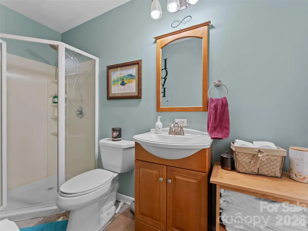 103 Old Southside Road Saluda NC 28773