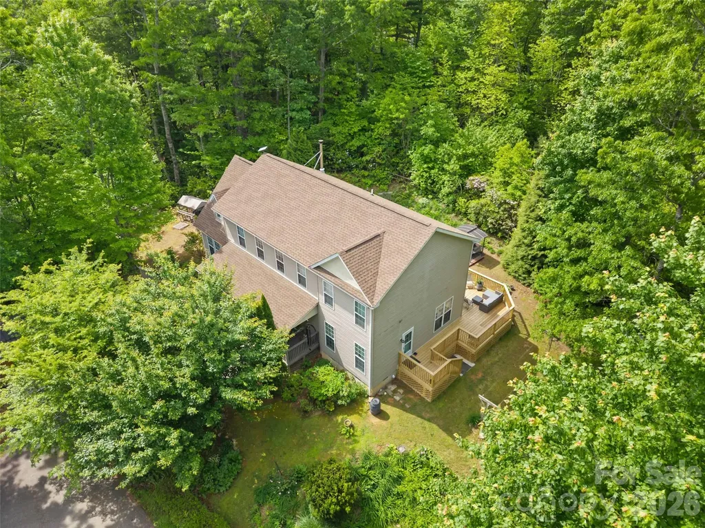 103 Old Southside Road Saluda NC 28773