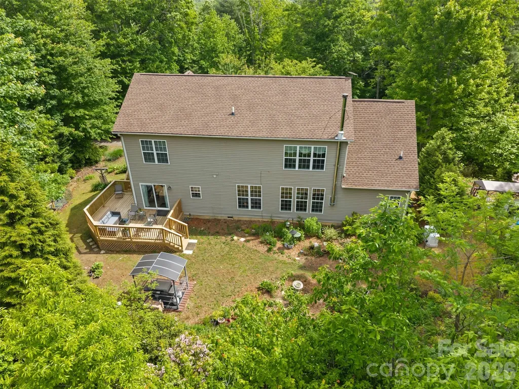 103 Old Southside Road Saluda NC 28773