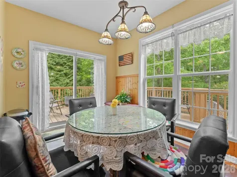 103 Old Southside Road Saluda NC 28773