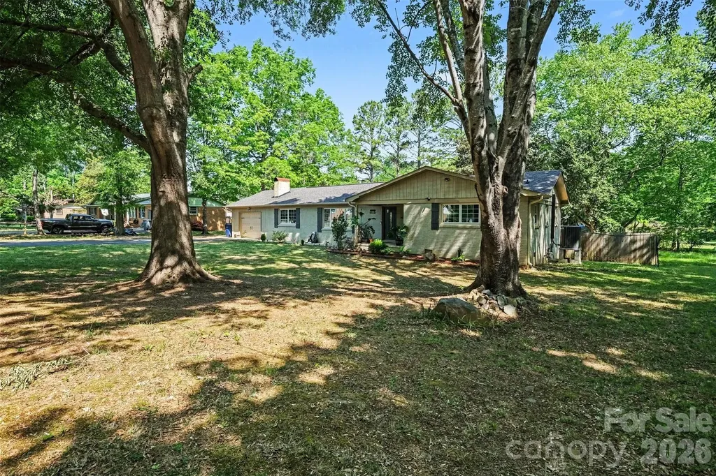 3950 Rocky River Place Harrisburg NC 28075