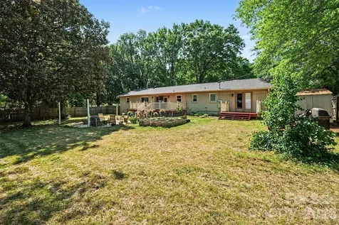 3950 Rocky River Place Harrisburg NC 28075