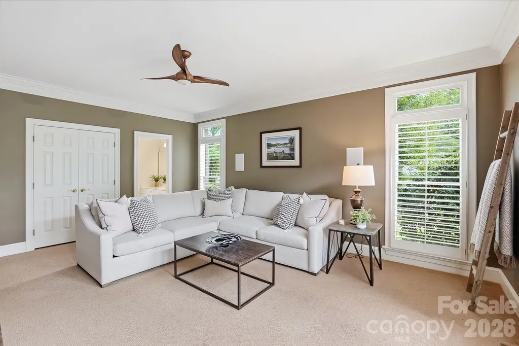 7101 Seton House Lane Charlotte NC 28277