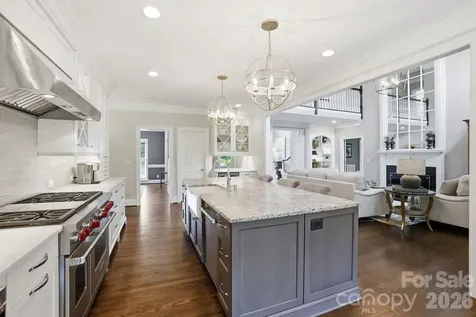 7101 Seton House Lane Charlotte NC 28277