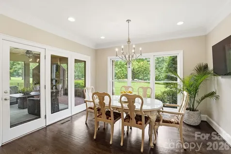 7101 Seton House Lane Charlotte NC 28277