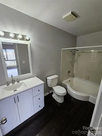 4811 Spring Lake Drive Charlotte NC 28212