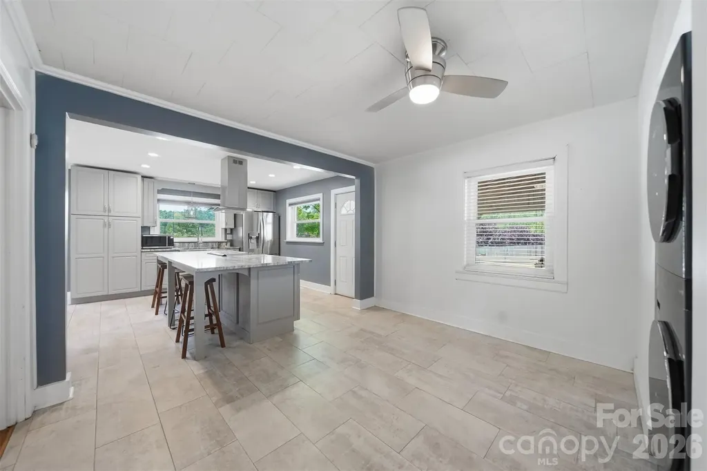 1822 Blowing Rock Boulevard Lenoir NC 28645
