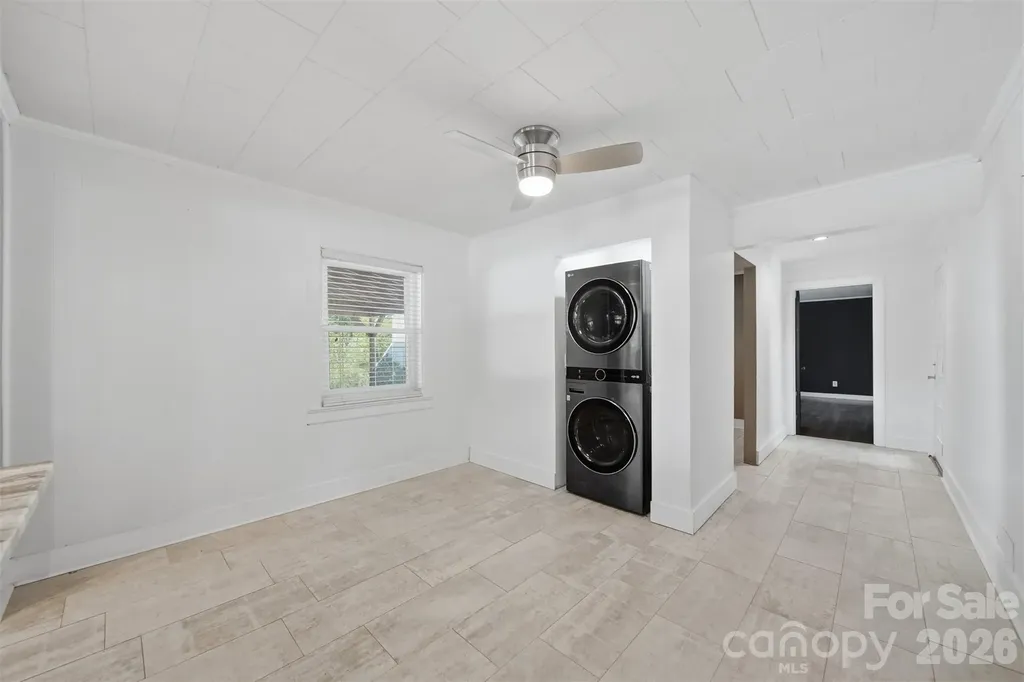 1822 Blowing Rock Boulevard Lenoir NC 28645