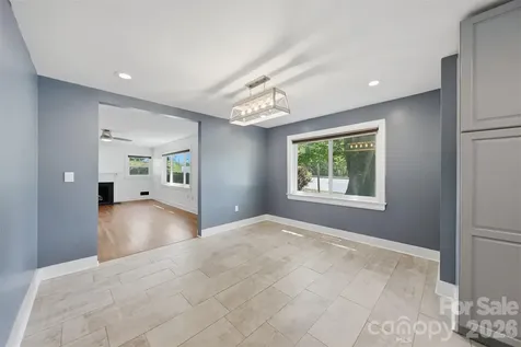 1822 Blowing Rock Boulevard Lenoir NC 28645